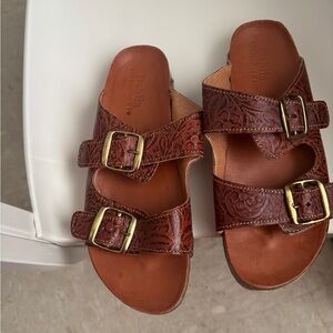 Tooled leather Sandals with Buckles